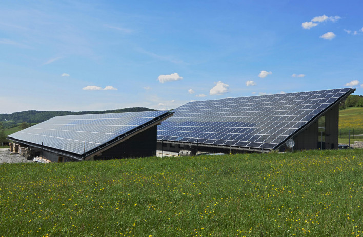 аграрні приміщення з встановленням сонячних систем - WOLF System