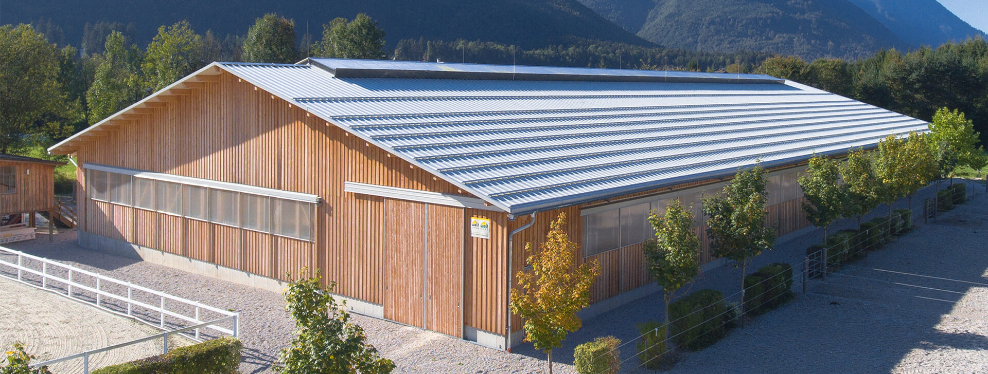 Манеж для верхової їзди - WOLF System