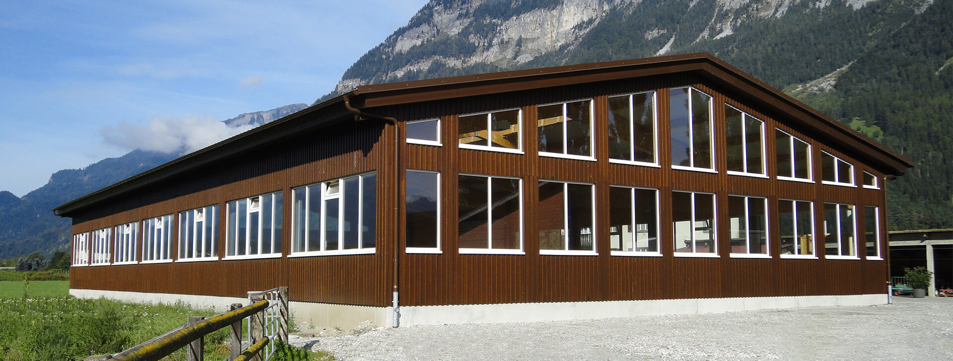 Манеж для верхової їзди - WOLF System