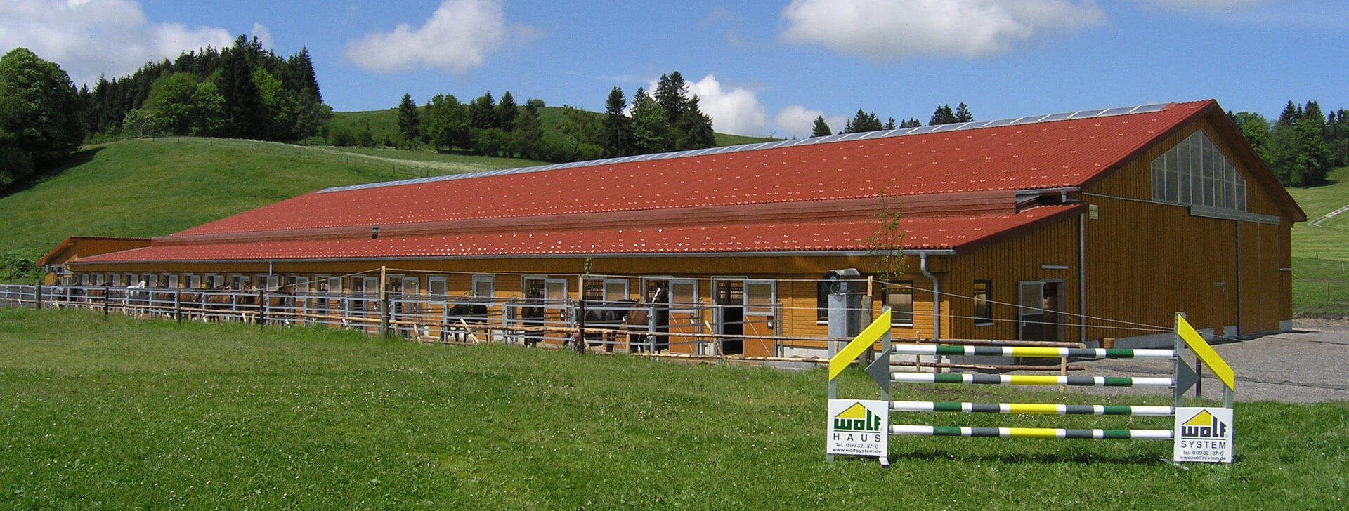 Pferdeställe - Agrarbau - WOLF System Pferdeställe - Agrarbau - WOLF System